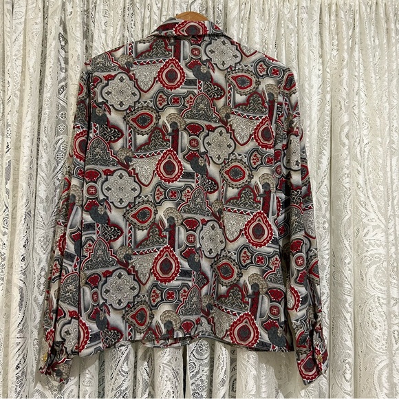 Vintage long sleeved button up blouse. Select by Elite. - Picture 3 of 6